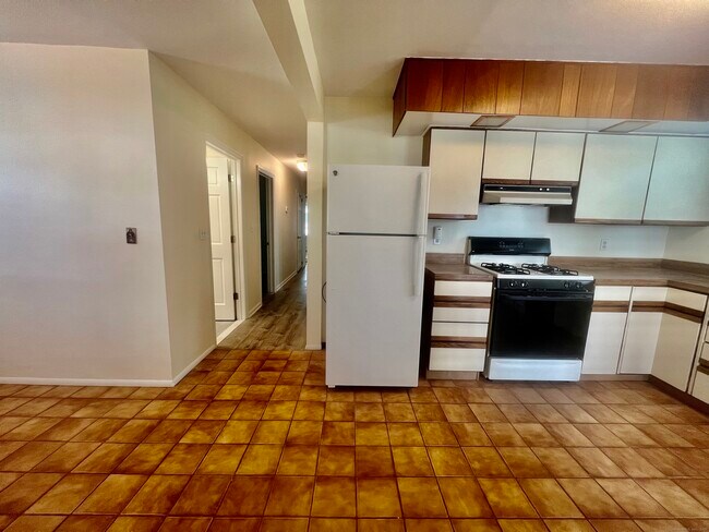 Building Photo - 80 Josephine Evaristo Ave