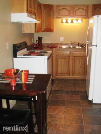 Primary Photo - 1035 Fiedler Ln