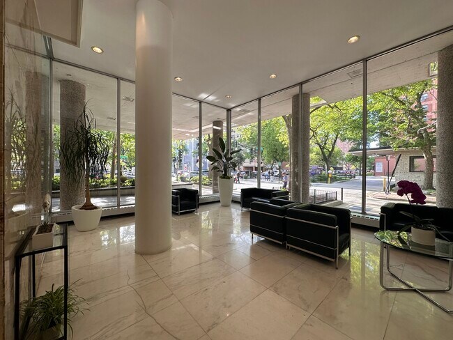 Foto del edificio - 5757 N Sheridan Rd
