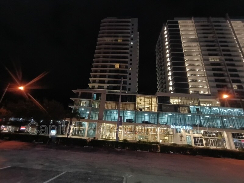 Foto del edificio - 220 Lake Shore Dr