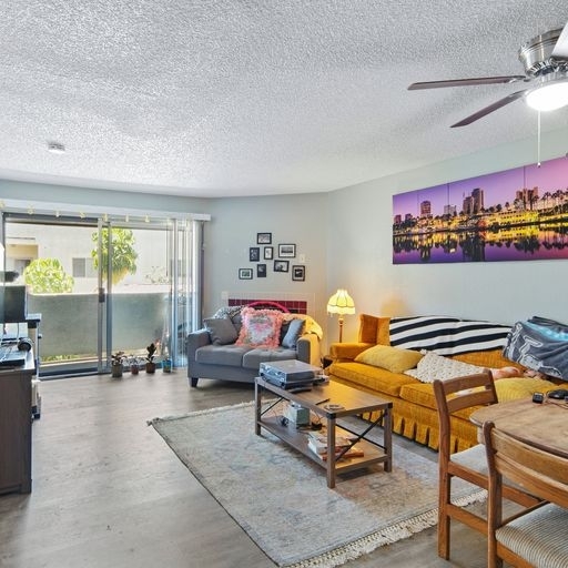 Foto del interior - 784 Rose Ave