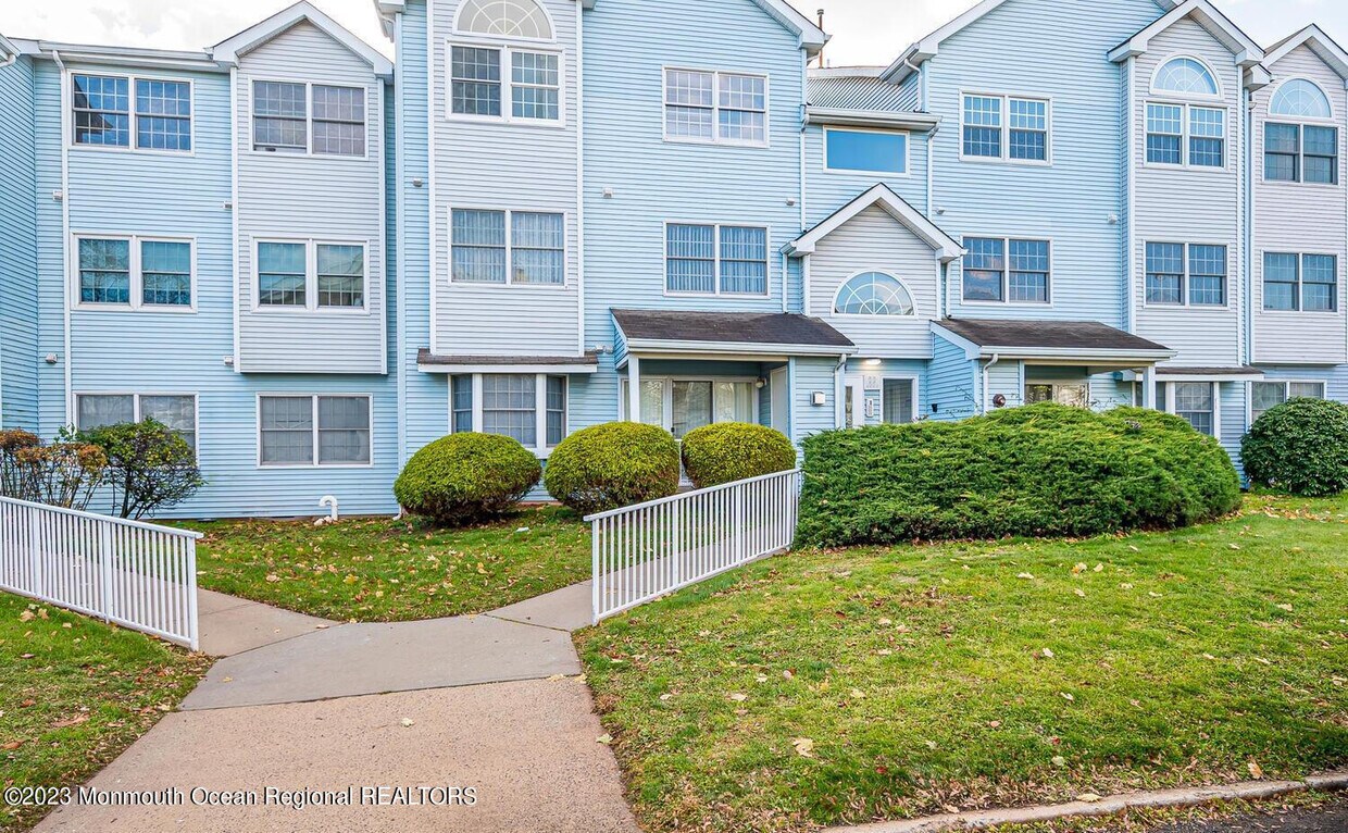 Primary Photo - 834 Edpas Rd