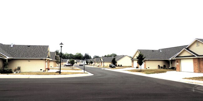 Foto del edificio - Ruby Circle West*