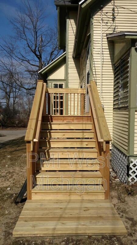 Foto del edificio - 448 Thomas St SE