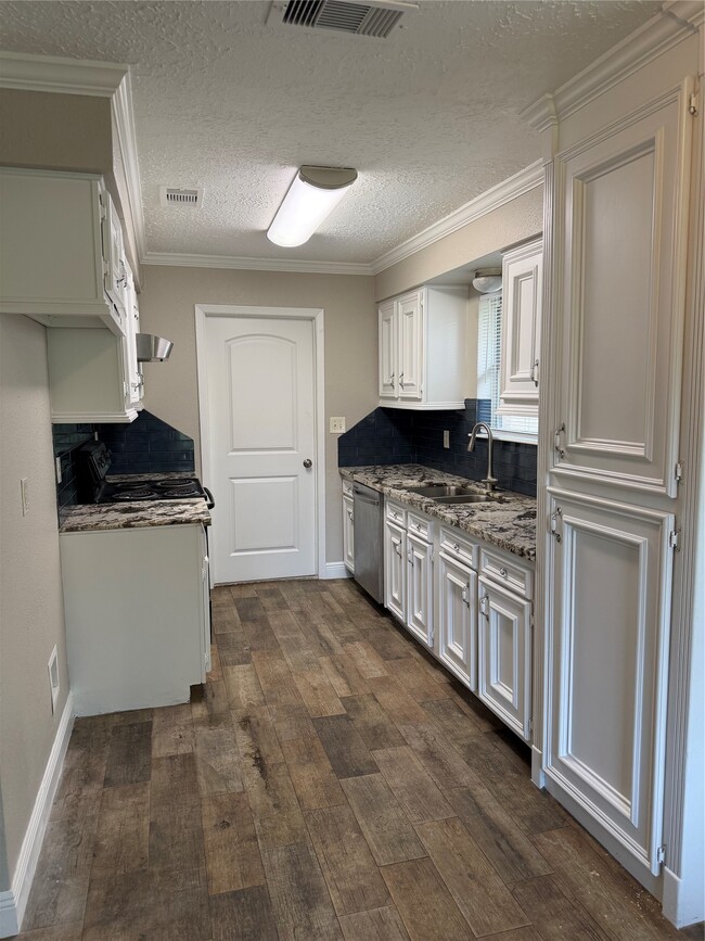 Foto del edificio - 10126 Fernstone Ln