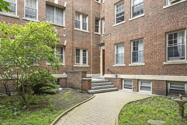 Building Photo - 21 Chauncy St