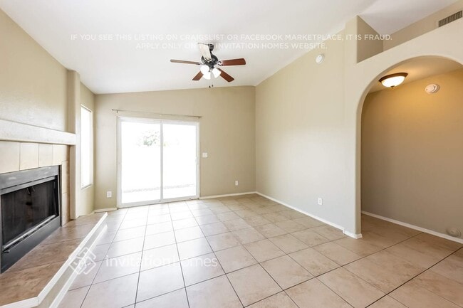 Building Photo - 11944 N 74th Ln