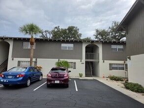 Building Photo - 6006 1st Ave S