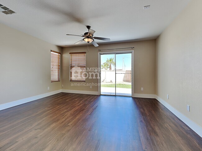 Building Photo - 6490 Albina Creek Street