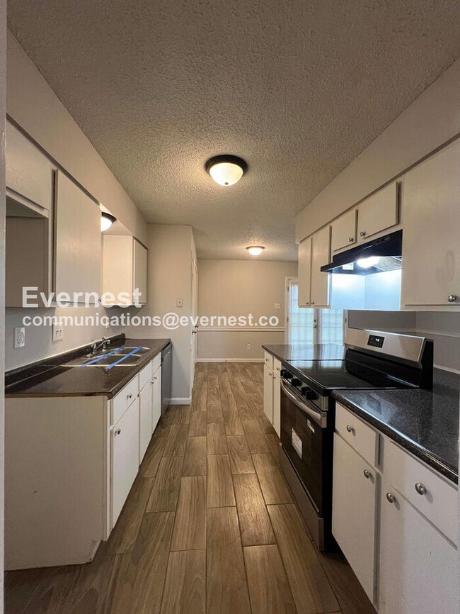 Building Photo - 5733 Woodbourne Ct