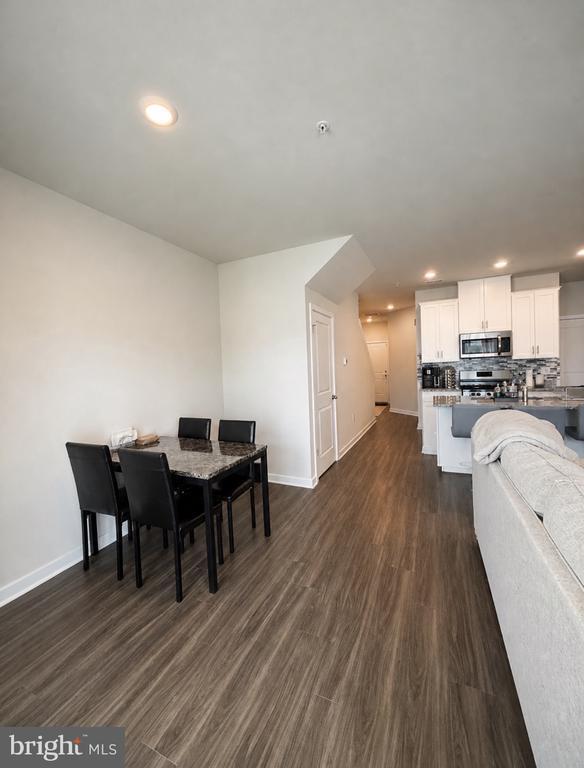 Foto del edificio - 4913 Brookside Ct
