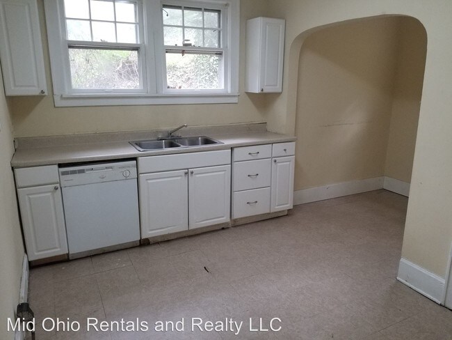 Building Photo - 4 br, 2 bath House - 36 Carlisle Place