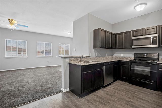 Building Photo - 609 Meadow View Ct