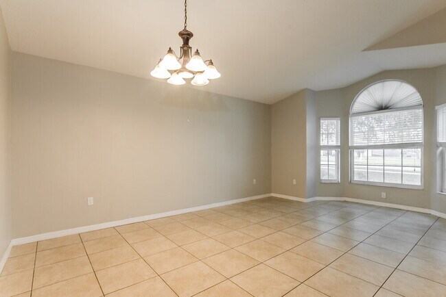 Foto del edificio - 1378 Willow Crest Dr
