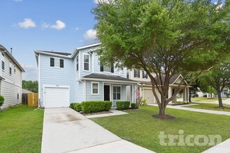 Building Photo - 21606 Dawn Timbers Ct