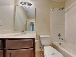 Building Photo - 2527 Shearwater Bend Dr