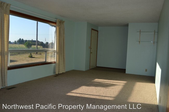 Building Photo - 11826 Stayton Rd SE