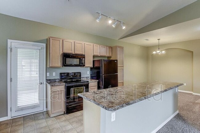 Building Photo - 9471 Ashbury Cir