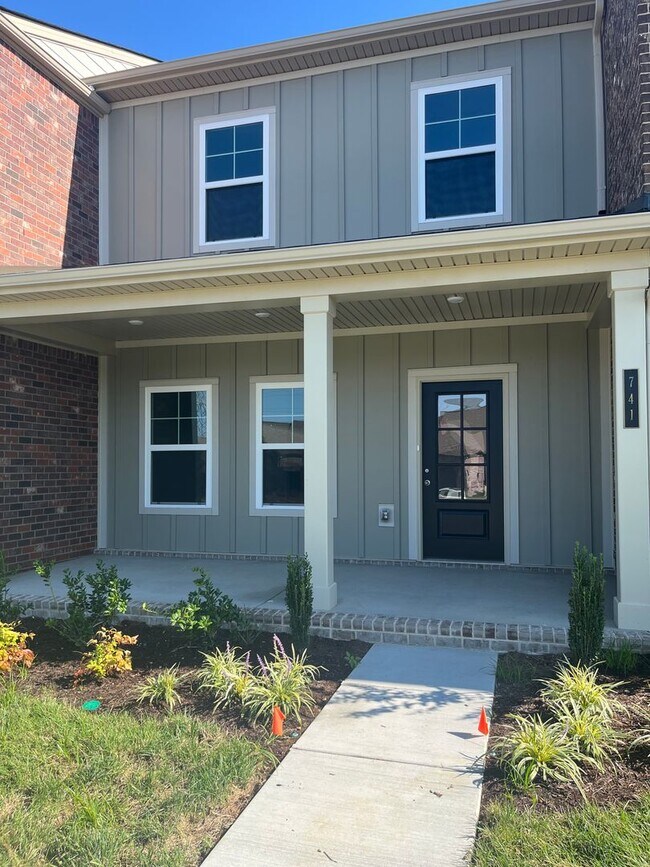 Building Photo - Brand New 3 Bedroom Gallatin Home