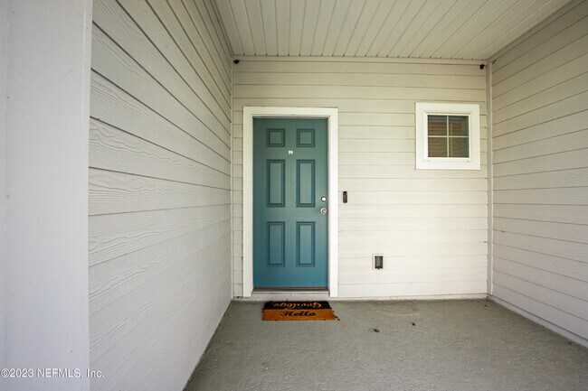 Building Photo - 10377 Benson Lake Dr