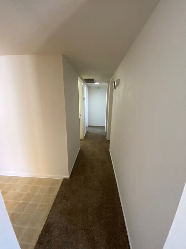 Building Photo - 4409 Adidas Ave