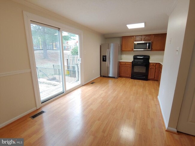 Building Photo - 1247 Seminole Dr