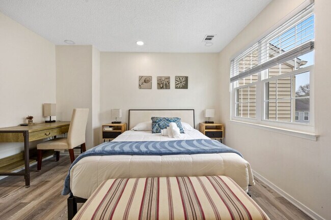 Foto del edificio - 2265 Chestnut Burr Ct