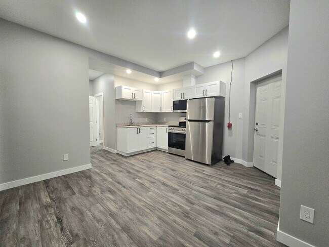 Photo du bâtiment - Unit 8 -337 Grenville Ave