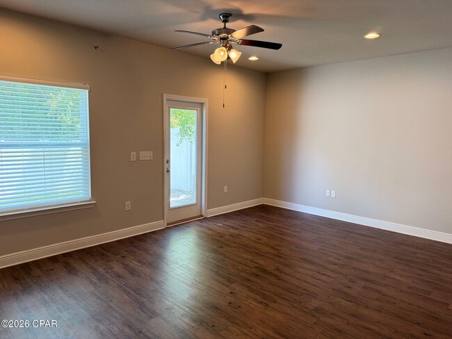 Building Photo - 5972 Callaway Cir