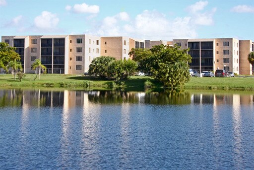Primary Photo - 2730 Somerset Dr