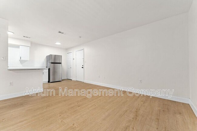 Foto del edificio - 1220 NW 12th St
