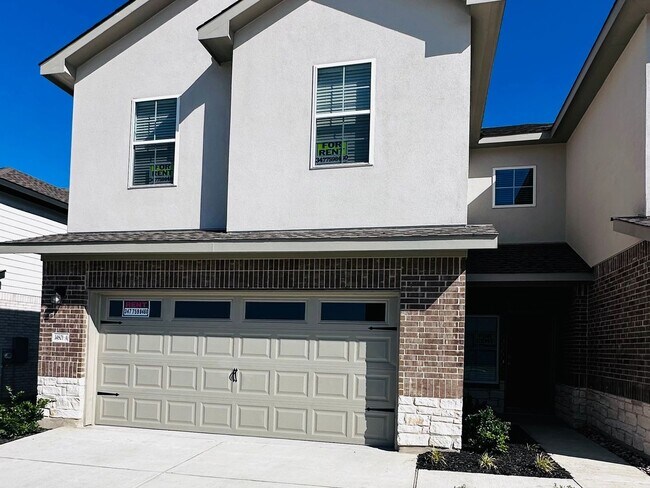 Foto del edificio - NEW CONSTRUCTION 4 Bedroom, 3 Bath Single ...