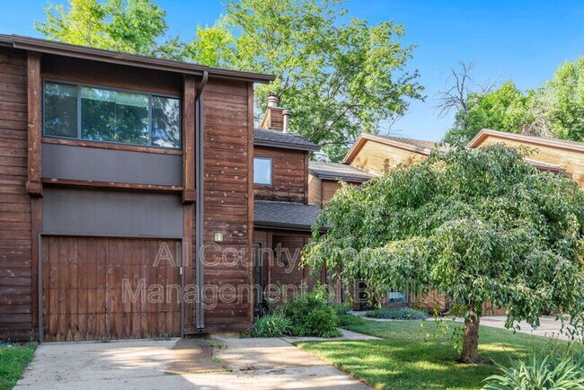 Foto del edificio - 2619 Juniper Ave