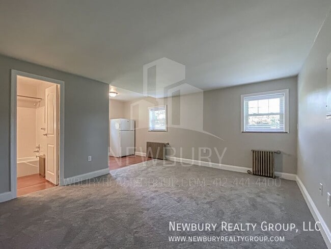 Building Photo - 106 W Steuben St