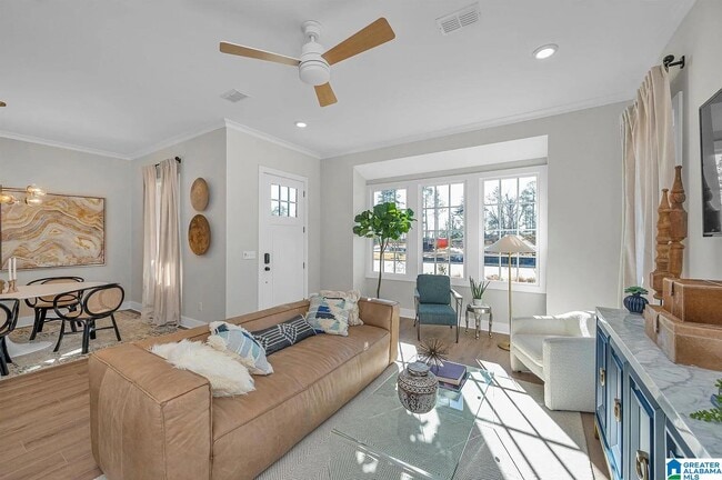 Foto del edificio - 1758 River Birch Dr