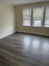 Building Photo - 307 S Logan Ave