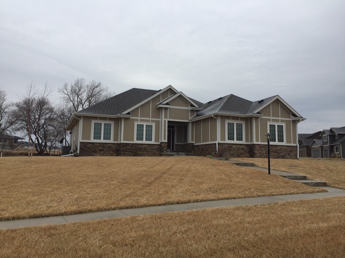 Foto principal - 3652 Berkshire Pkwy
