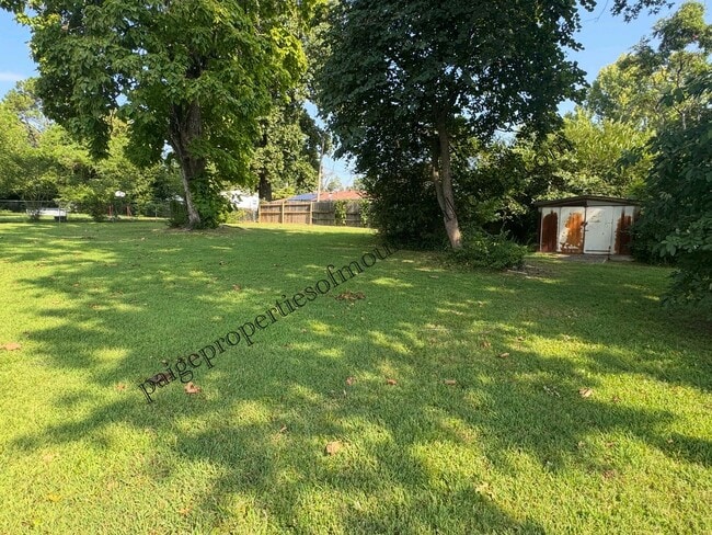Building Photo - 425 Ashington Dr