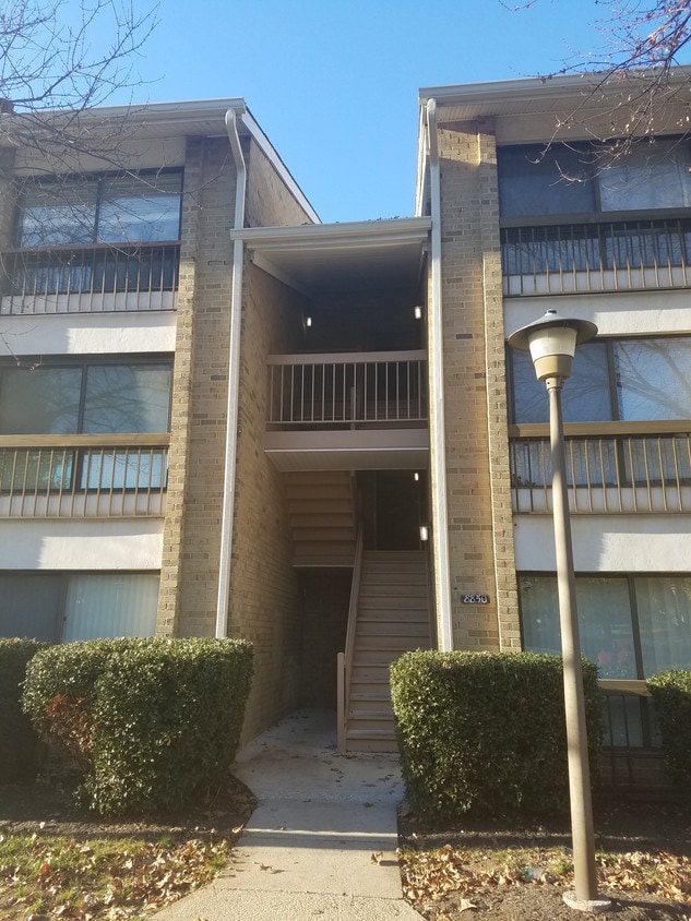 Exterior - 8850 Spiral Cut