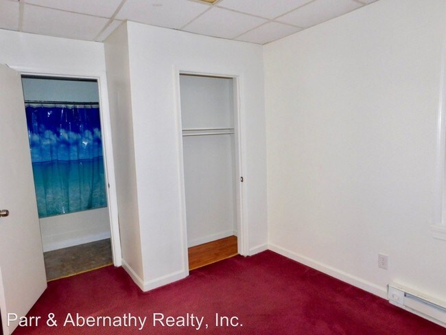 Building Photo - 3 br, 2 bath House - 601 E. Broadway Unit A