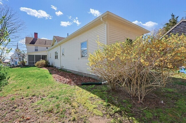 Foto del edificio - 9-13 W Main St