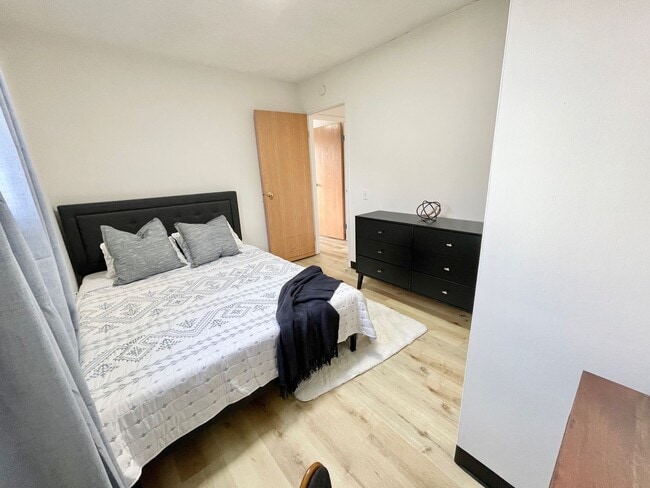 Interior Photo - Bayit Edinboro