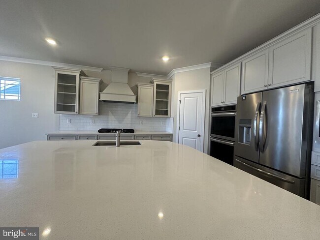 Building Photo - 34273 Graham Cir