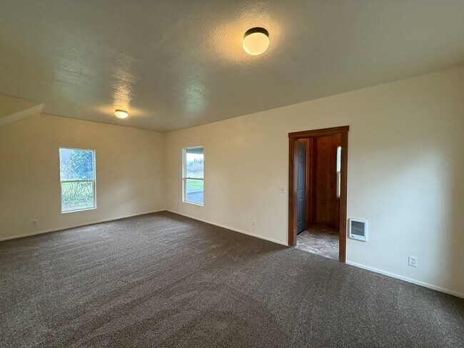 Foto del edificio - Updated Farm House