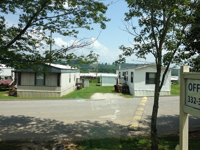 Building Photo - Mountain Shade