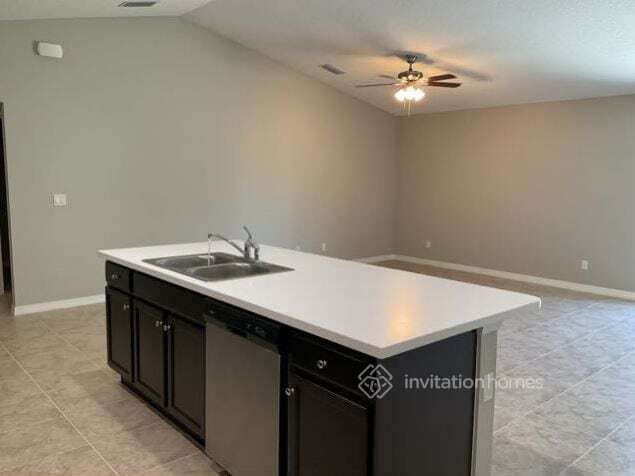 Building Photo - 1556 Talavera St SE