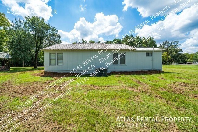 Foto del edificio - 4329 Maple Cir