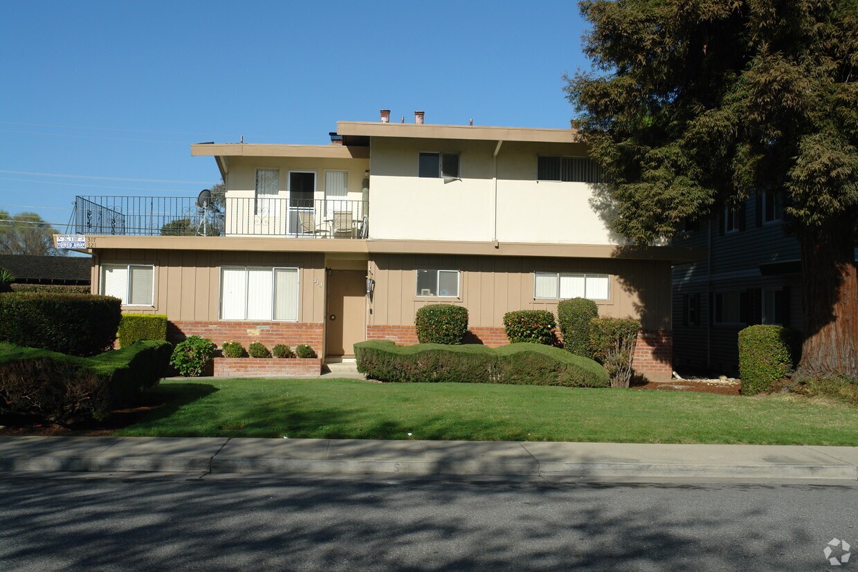Building Photo - 313 Dunster Dr