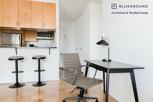 Foto del edificio - 200 E 72nd St