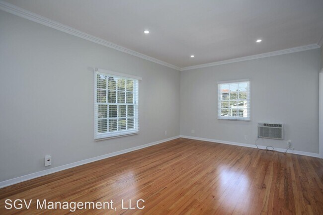 Building Photo - 664 Mira Monte Pl